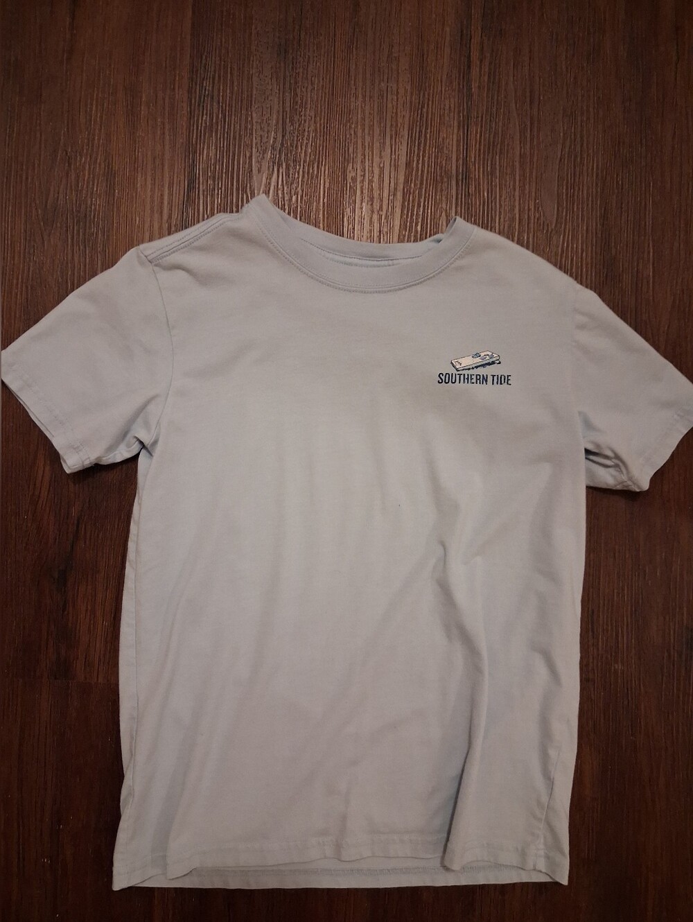 Light Gray Tee with Small Southern Tide Logo